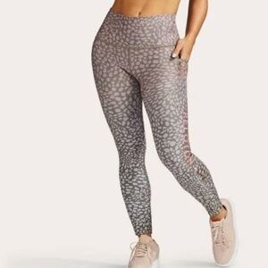 Peloton x WITH Nala Riverstone Pebble Leggings - Medium